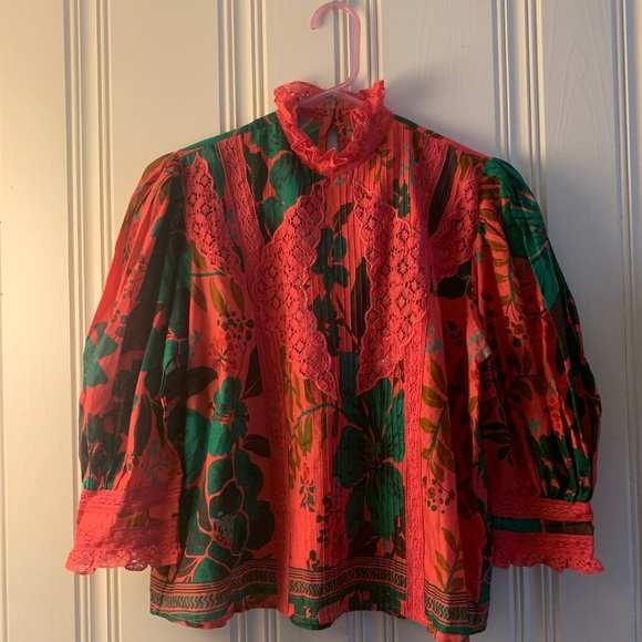 ✨FARM✨RIO✨TOP✨ - Picture 2 of 5